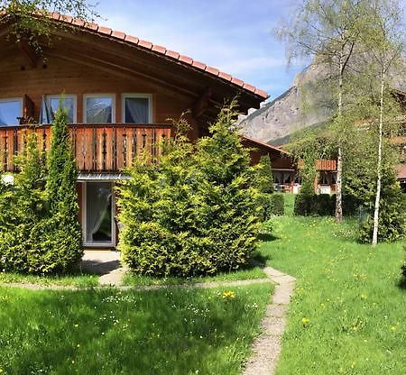 Alpen Chalet Kandersteg Esterno foto