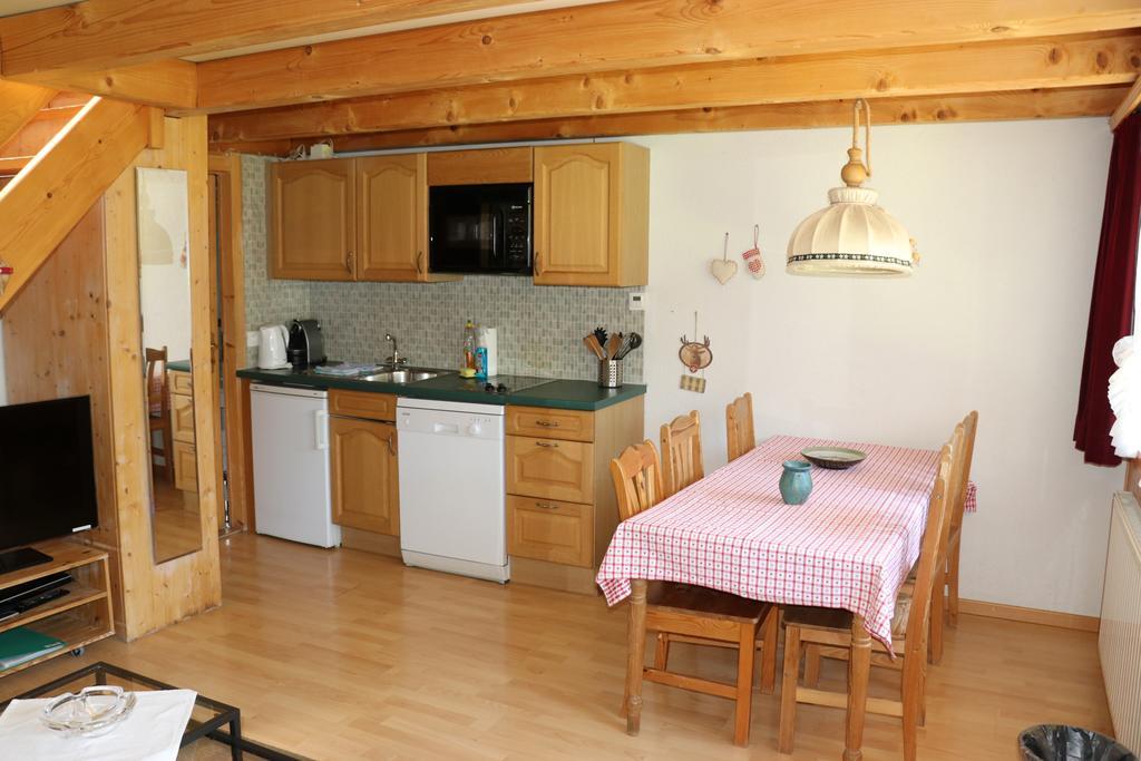 Alpen Chalet Kandersteg Esterno foto